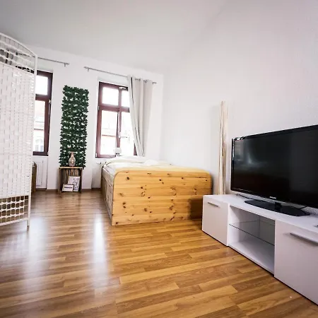 Apartament ° Charming 24/7 Serviced ° *